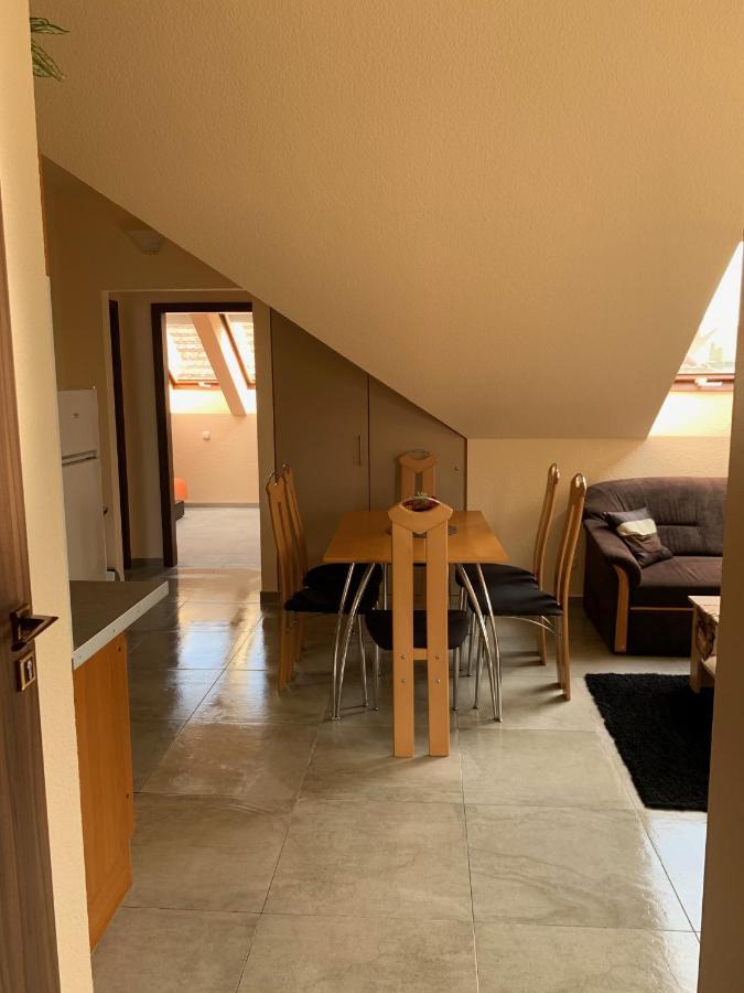 Balaton Kinizsi Apartman Siófok Eksteriør billede