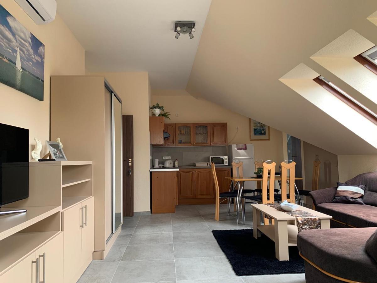 Balaton Kinizsi Apartman Siófok Eksteriør billede